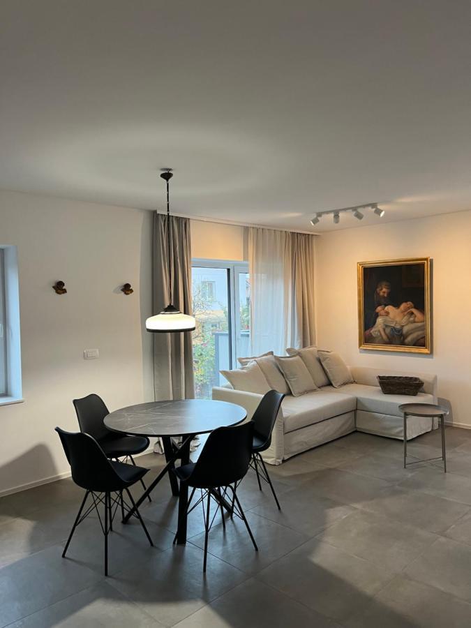 Apartments Lily Ljubljana Exteriör bild